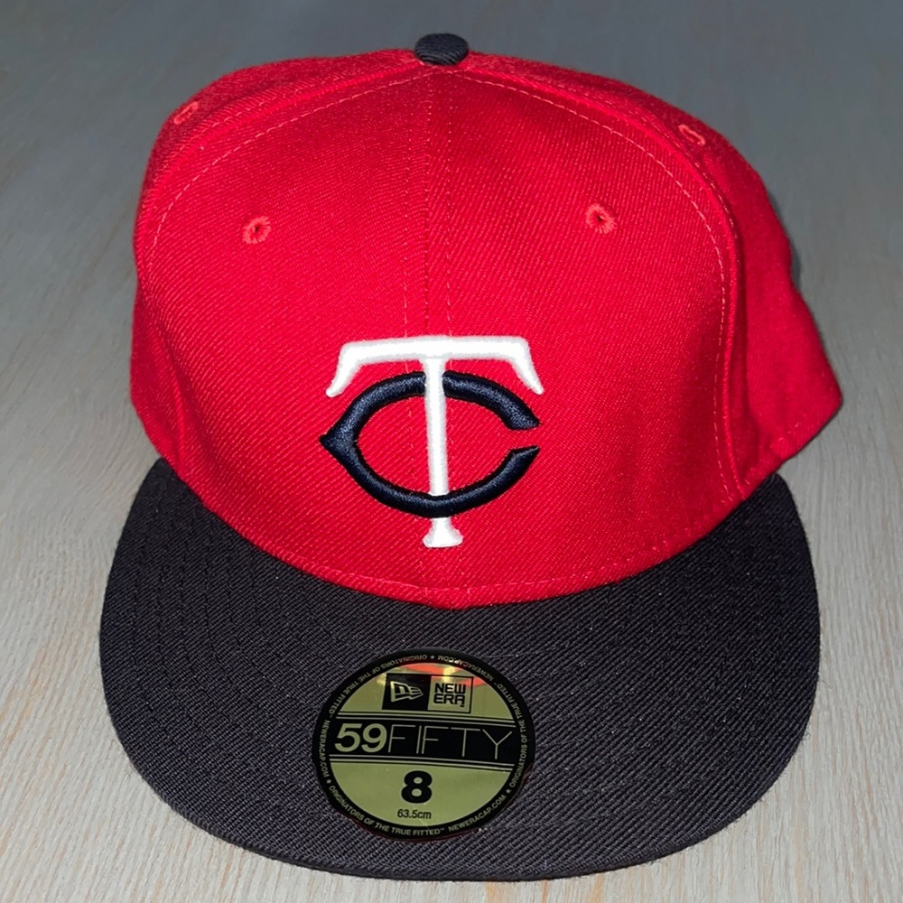 New Era 59Fifty Minnesota Twins Fitted Hat Size 8